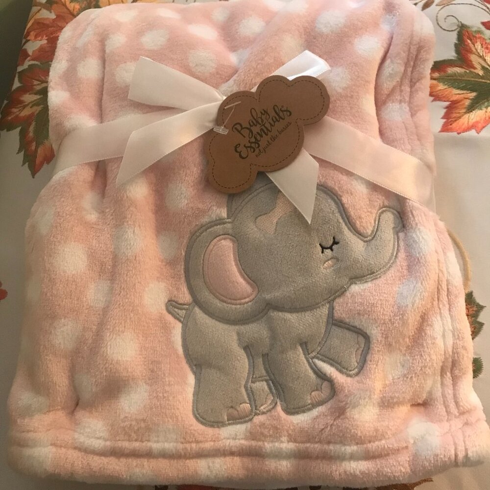 Baby Essentials Elephant Blanket NWT